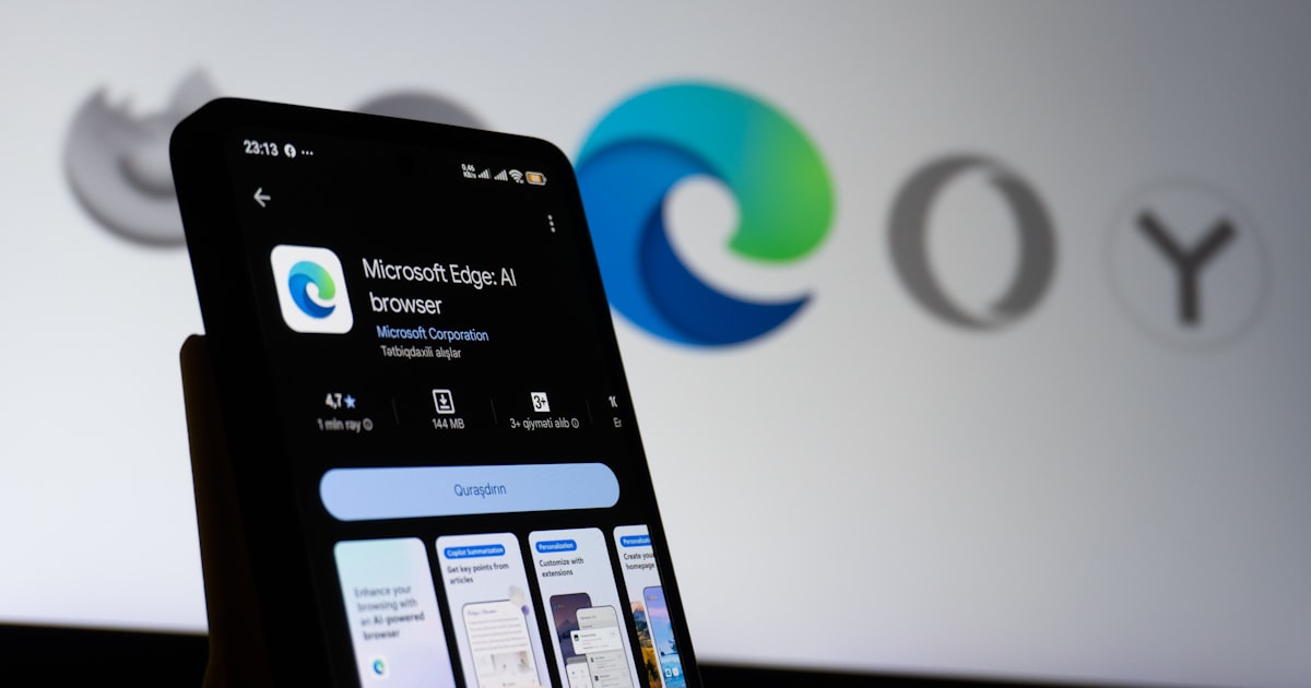 Azure OpenAI 审核时间线拆解与三条接入路径对比决策框架图 — 官方直申、代理商中转、代理商独立账号横向对比